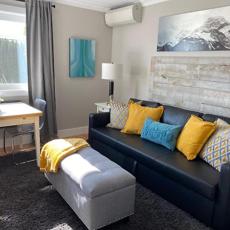 Panoramic View Private 1 Bedroom Suite Кортни Екстериор снимка