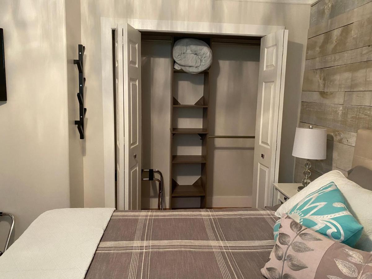 Panoramic View Private 1 Bedroom Suite Кортни Екстериор снимка