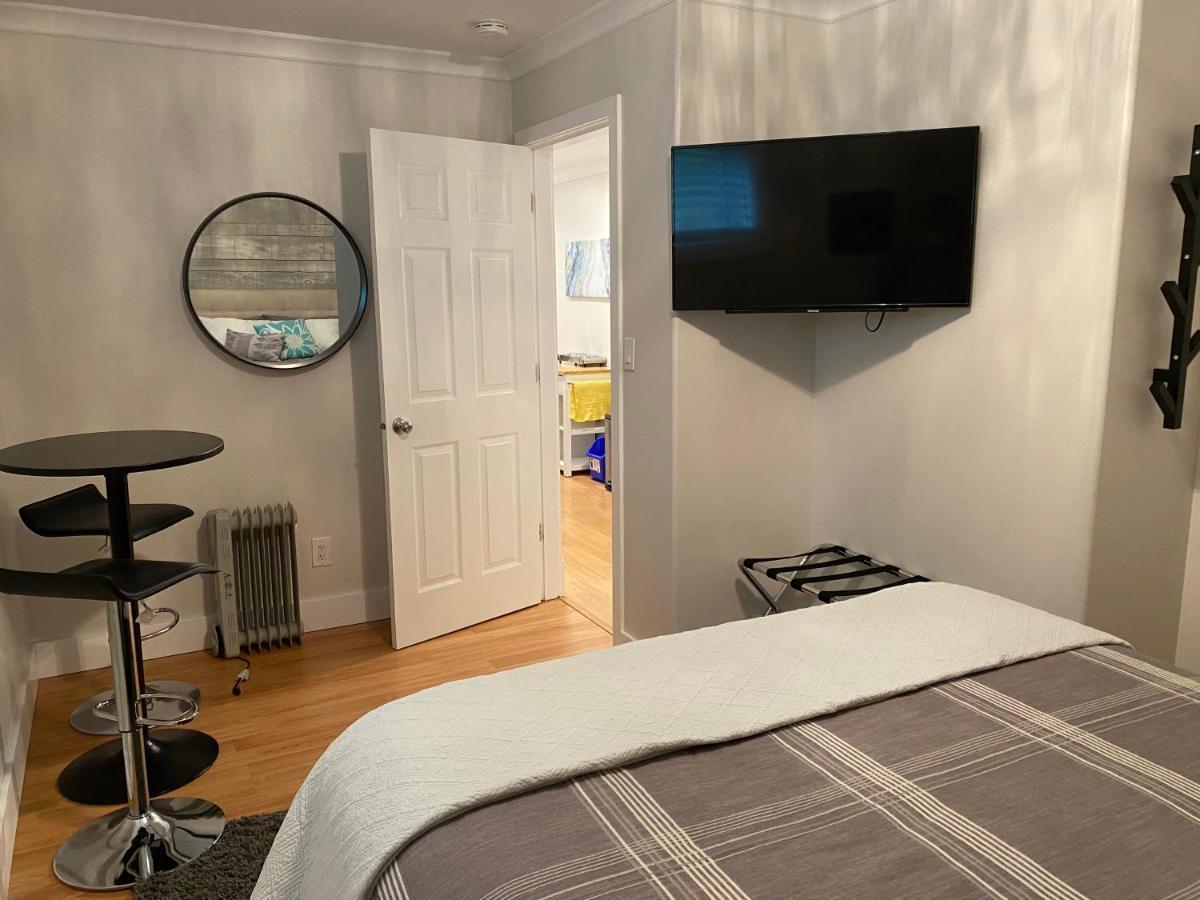Panoramic View Private 1 Bedroom Suite Кортни Екстериор снимка